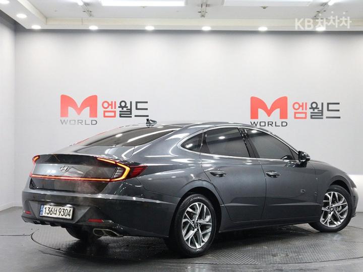 현대 쏘나타 (DN8)1.6 T 프리미엄 밀레니얼