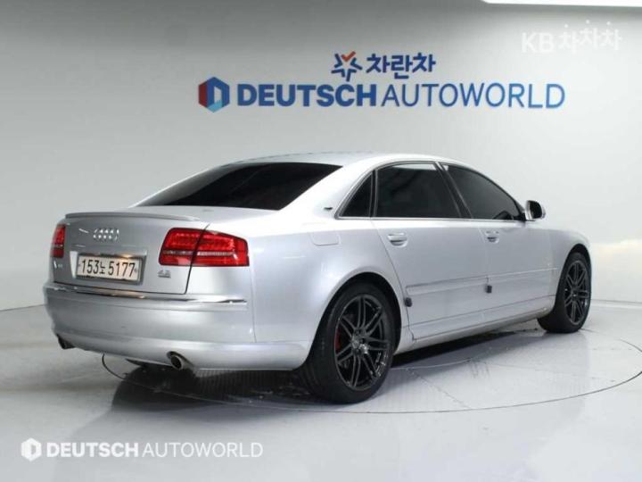 아우디 NEW A84.2 FSI 콰트로 LWB D4