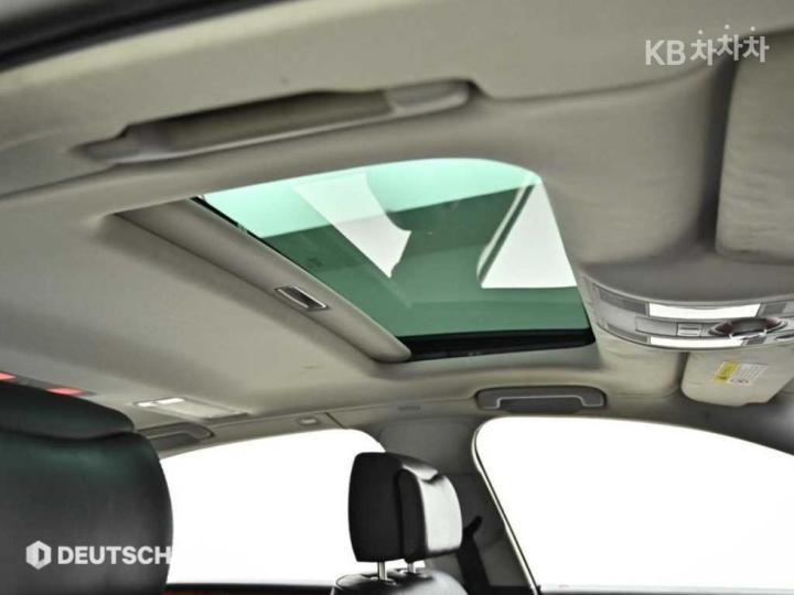 아우디 NEW A84.2 FSI 콰트로 LWB D4