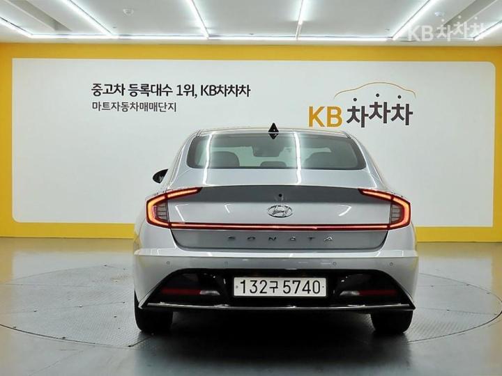 현대 쏘나타 (DN8)2.0 프리미엄 플러스