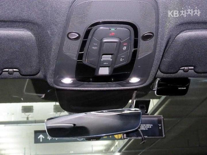아우디 A6(C8) 45 TFSI Quattro Premium