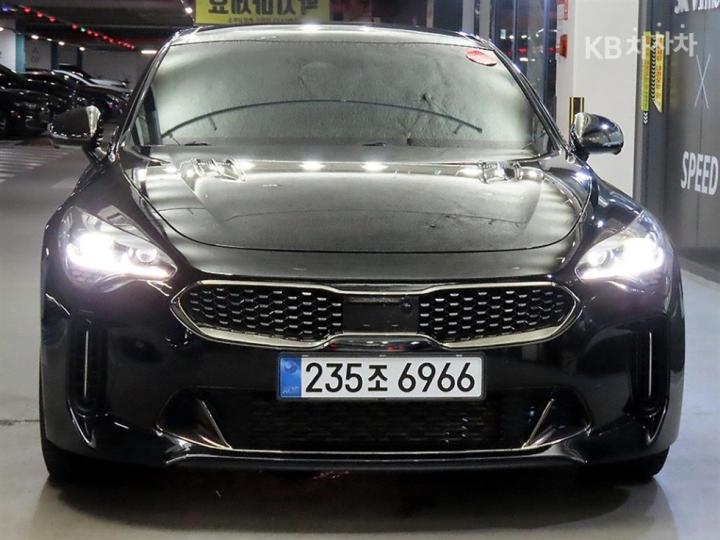 기아 스팅어 마이스터 3.3 가솔린 터보 4WD 아크로 에디션