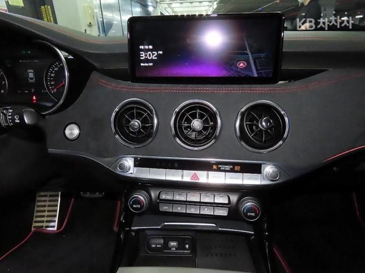 기아 스팅어 마이스터 3.3 가솔린 터보 4WD 아크로 에디션