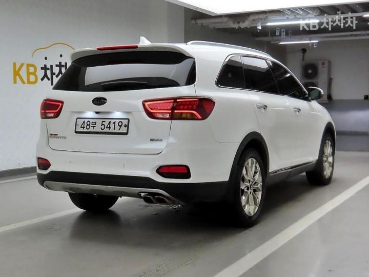 기아 더 뉴 쏘렌토 2.0 디젤 2WD 노블레스