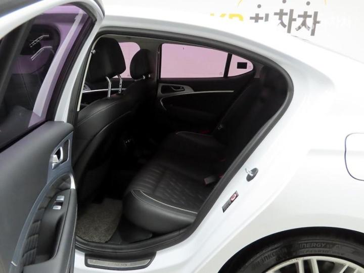 제네시스 G70 2.0T AWD Elite