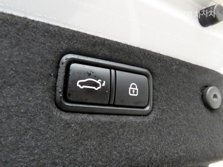 제네시스 G70 2.0T AWD Elite
