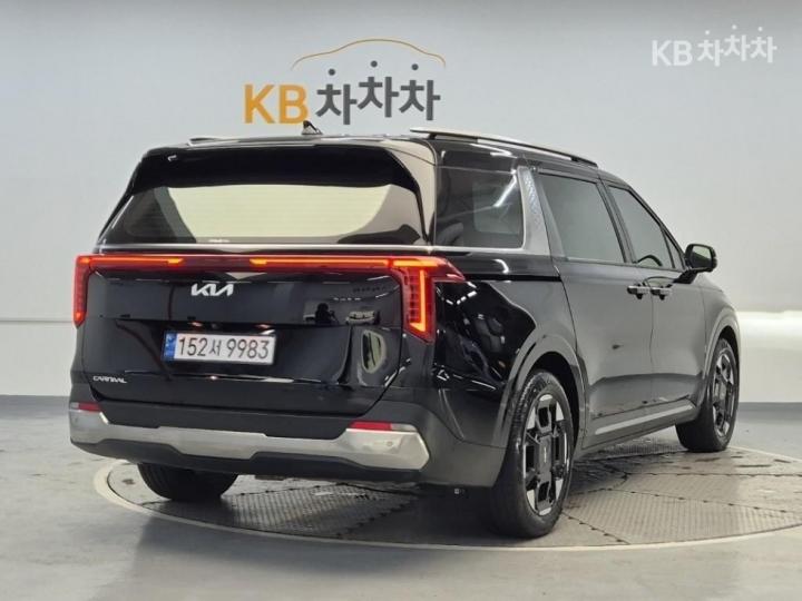 기아 더 뉴 카니발 4세대 D2.2 9인승 그래비티