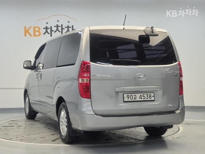 현대 그랜드스타렉스 3인승 밴 모던