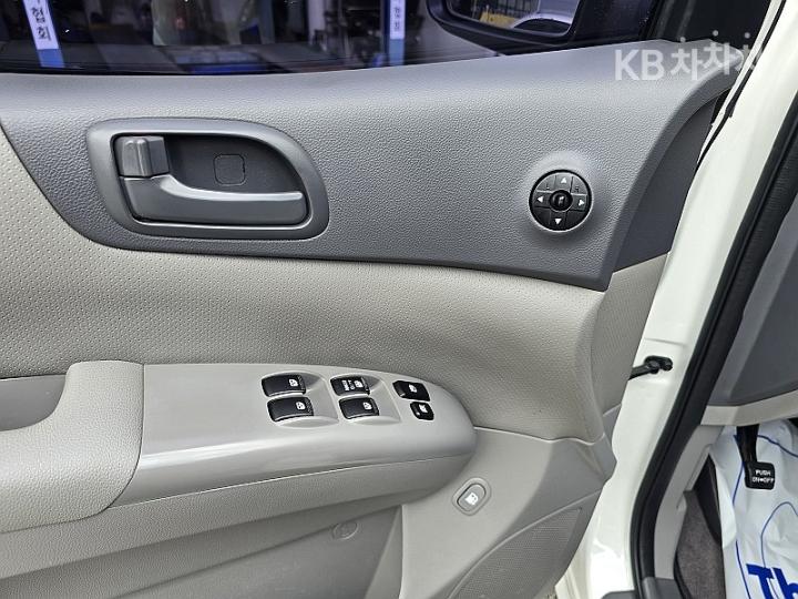 기아 그랜드카니발 GX 고급형