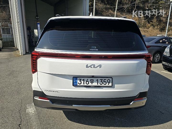 기아 더 뉴 카니발 4세대 G3.5 GDI 9인승 시그니처