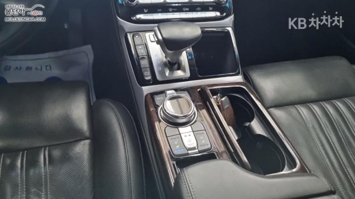 제네시스 EQ900 3.8 GDI AWD 프리미엄 럭셔리
