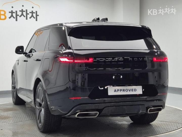 랜드로버 올 뉴 레인지로버 스포츠(L461) P550e Dynamic HSE