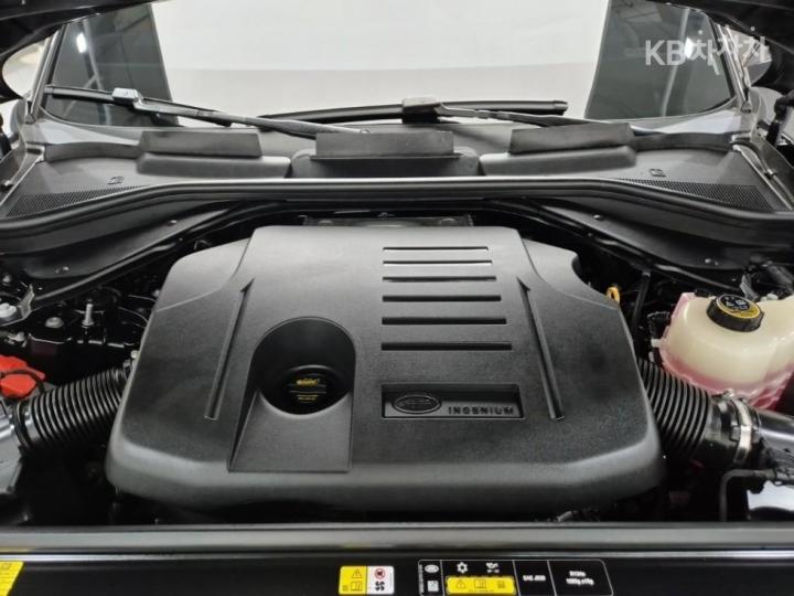 랜드로버 올 뉴 레인지로버 스포츠(L461) P550e Dynamic HSE