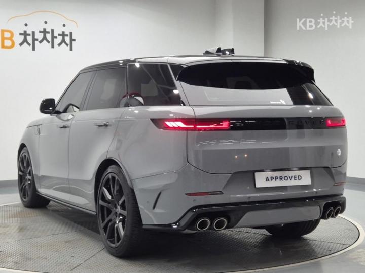 랜드로버 올 뉴 레인지로버 스포츠(L461) SV Edition Two Ligurian Black Gloss