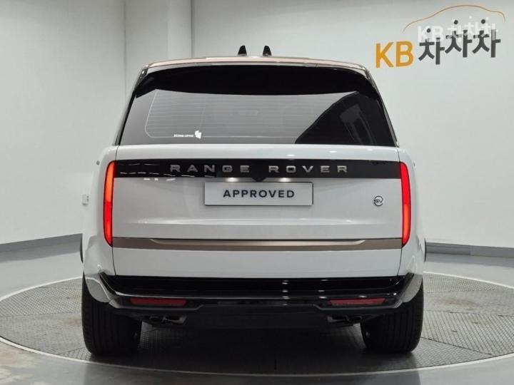 랜드로버 더 뉴 레인지로버(L460) P615 SV LWB