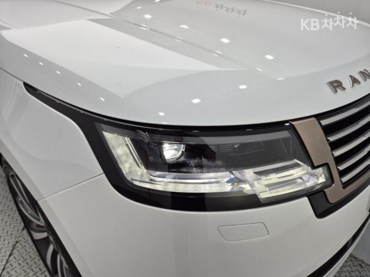 랜드로버 더 뉴 레인지로버(L460) P615 SV LWB