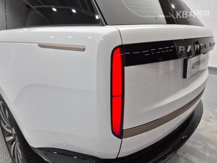 랜드로버 더 뉴 레인지로버(L460) P615 SV LWB