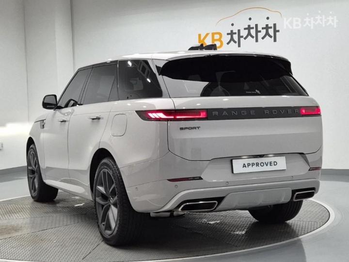 랜드로버 올 뉴 레인지로버 스포츠(L461) P550e Dynamic HSE