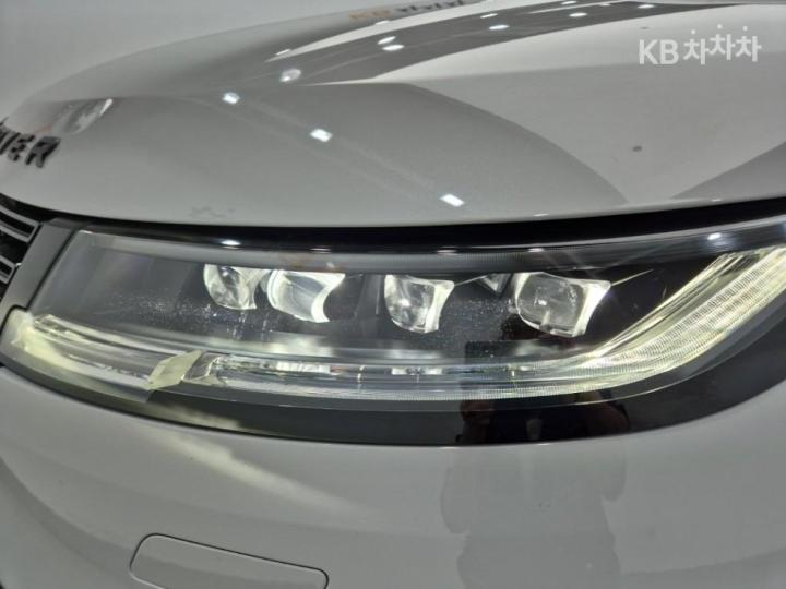 랜드로버 올 뉴 레인지로버 스포츠(L461) P550e Dynamic HSE