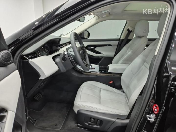 랜드로버 뉴 레인지로버 이보크 2.0 P250 Dynamic SE