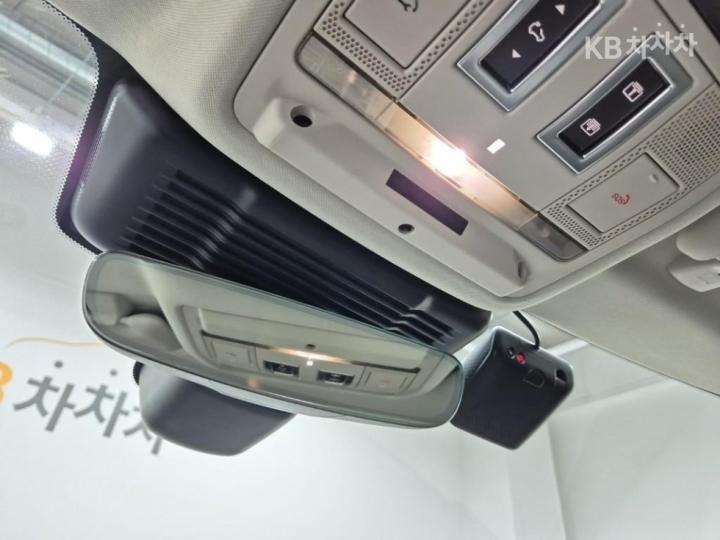 랜드로버 뉴 레인지로버 이보크 2.0 P250 Dynamic SE