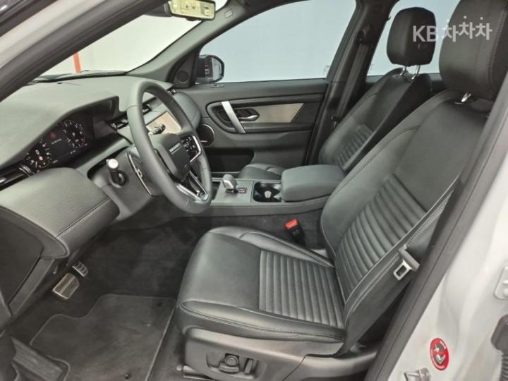 랜드로버 디스커버리 스포츠 2세대 P250 Dynamin SE
