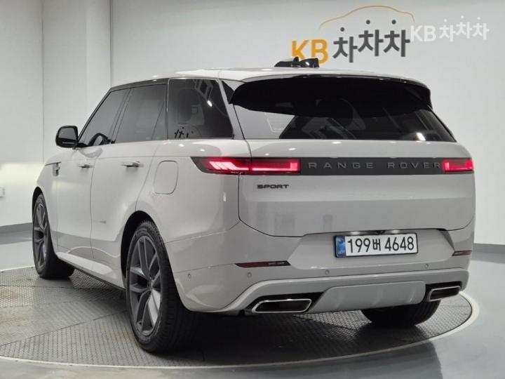 랜드로버 올 뉴 레인지로버 스포츠(L461) P550e Dynamic HSE