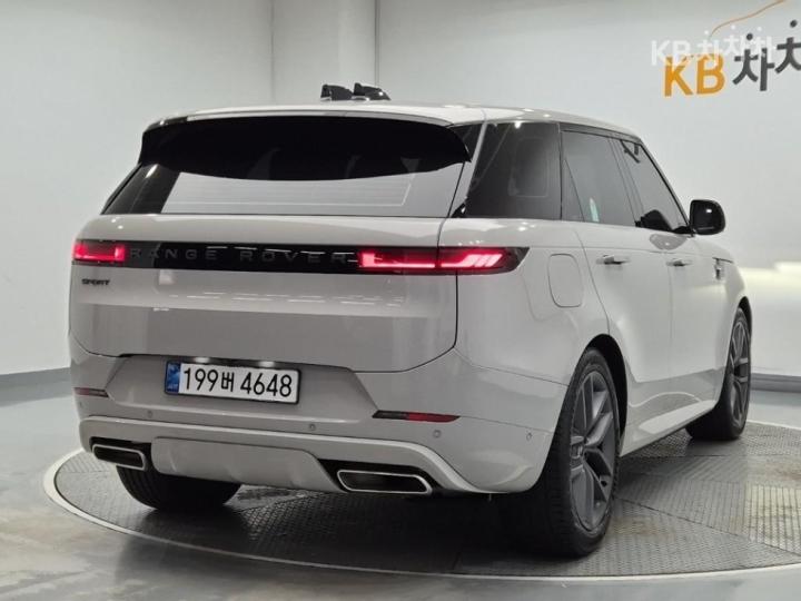 랜드로버 올 뉴 레인지로버 스포츠(L461) P550e Dynamic HSE