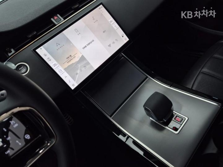 랜드로버 뉴 레인지로버 이보크 2.0 P250 Dynamic SE