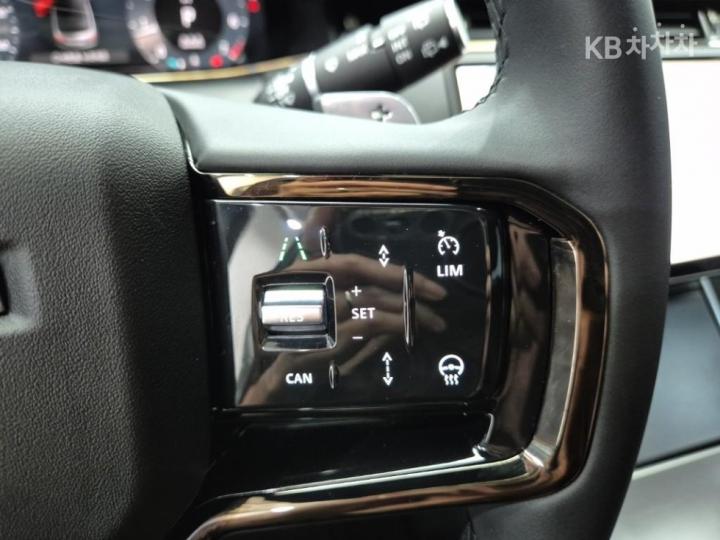 랜드로버 뉴 레인지로버 이보크 2.0 P250 Dynamic SE