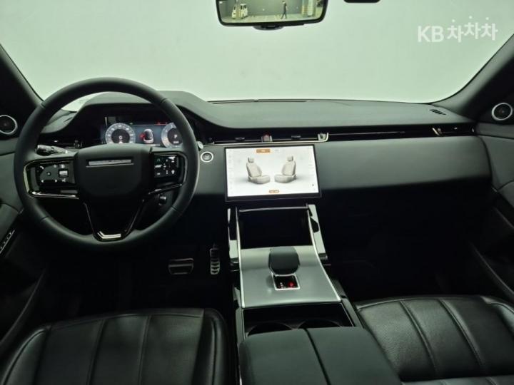랜드로버 뉴 레인지로버 이보크 2.0 P250 Dynamic SE