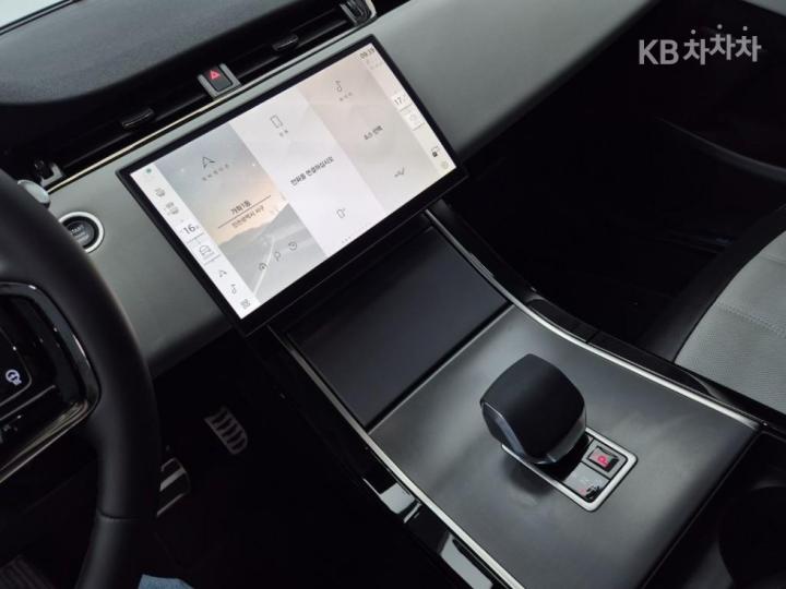 랜드로버 뉴 레인지로버 이보크 2.0 P250 Dynamic SE