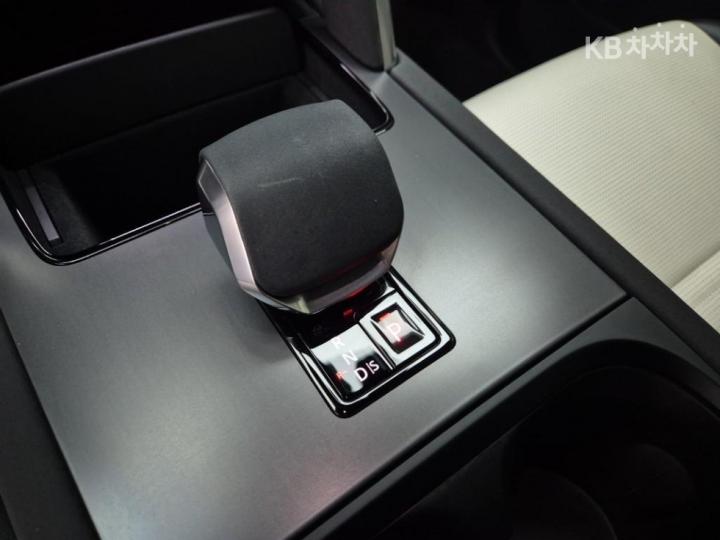 랜드로버 디스커버리 스포츠 2세대 P250 S