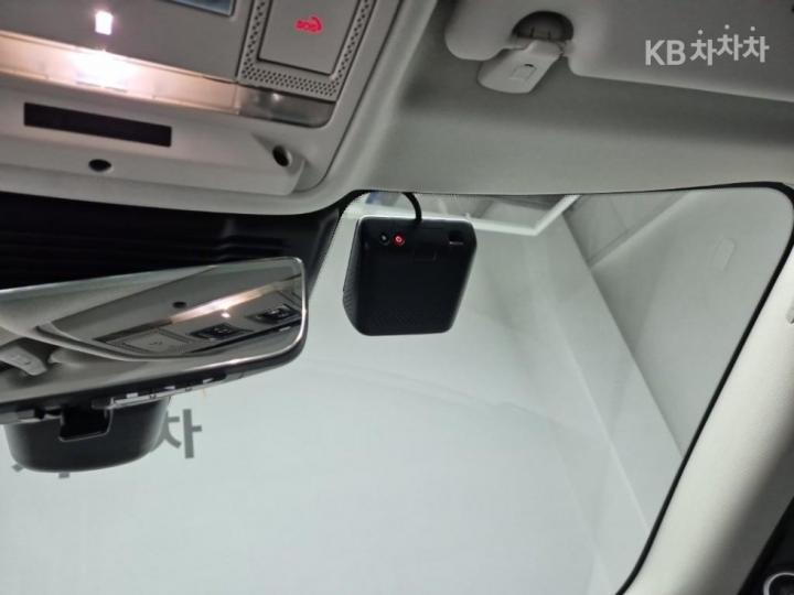 랜드로버 뉴 레인지로버 이보크 2.0 P250 Dynamic SE