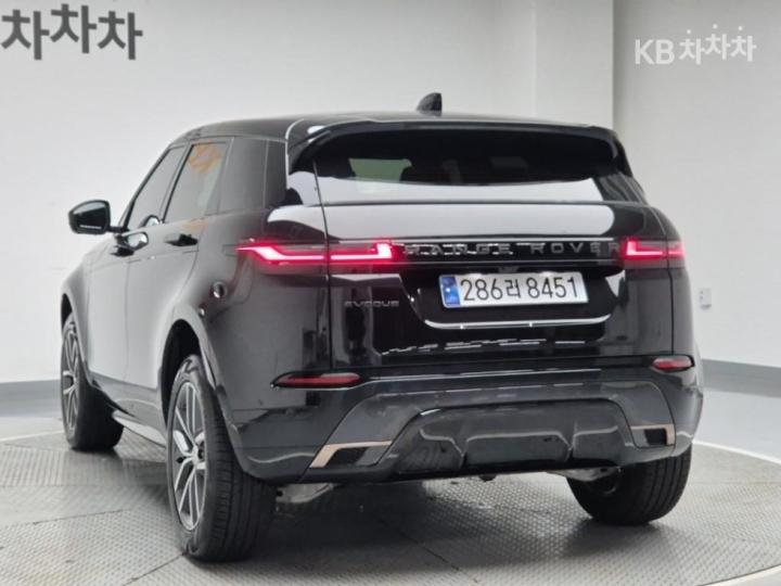 랜드로버 뉴 레인지로버 이보크 2.0 P250 Dynamic SE