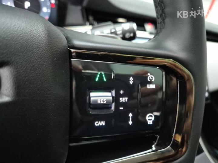 랜드로버 뉴 레인지로버 이보크 2.0 P250 Dynamic SE