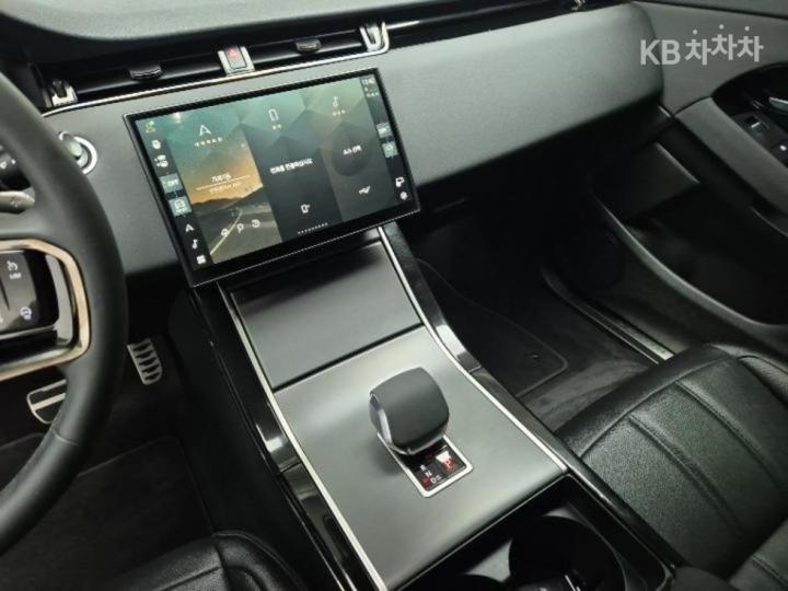 랜드로버 뉴 레인지로버 이보크 2.0 P250 Dynamic SE