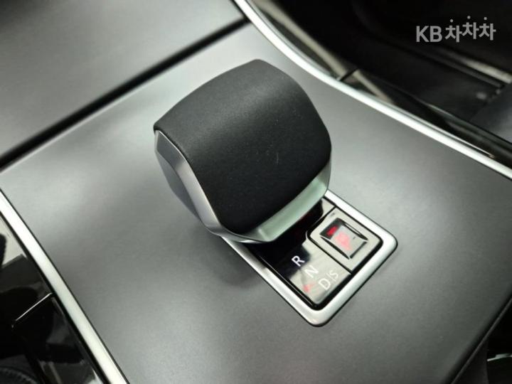 랜드로버 뉴 레인지로버 이보크 2.0 P250 Dynamic SE