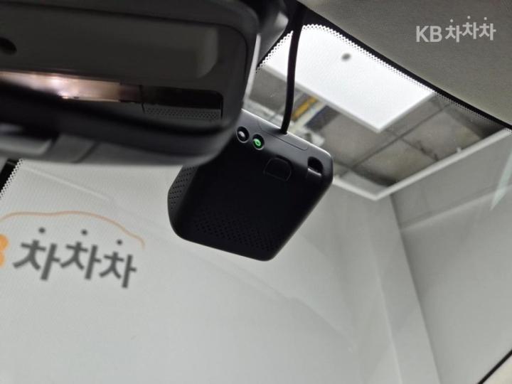 랜드로버 뉴 레인지로버 이보크 2.0 P250 Dynamic SE