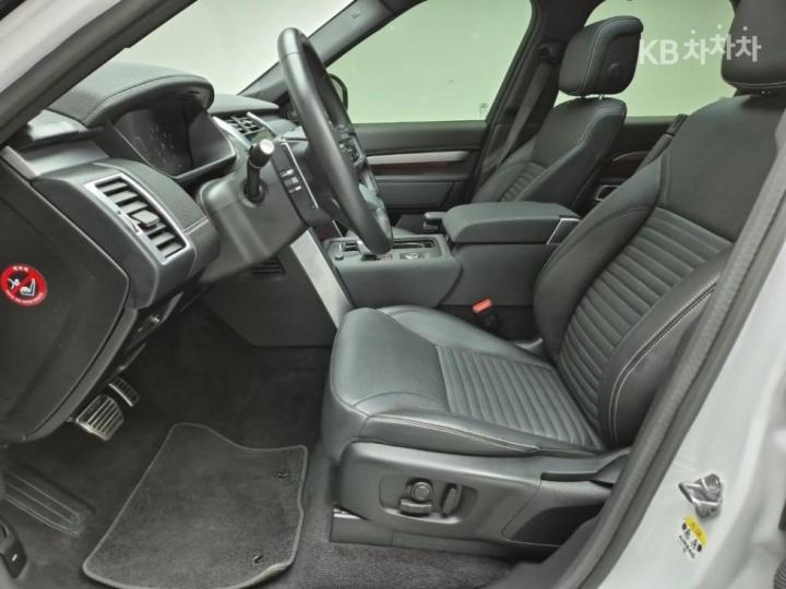 랜드로버 디스커버리5 P360 R-Dynamic SE