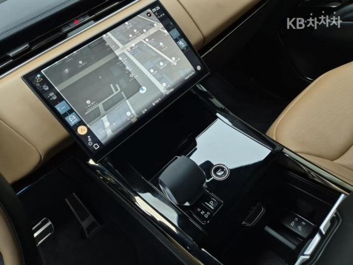 랜드로버 올 뉴 레인지로버 스포츠(L461) P550e Dynamic HSE