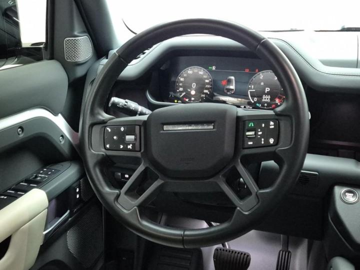 랜드로버 디펜더(L663) 130 D300 X-DYN HSE