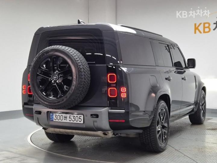 랜드로버 디펜더(L663) 130 P400 X-DYN HSE
