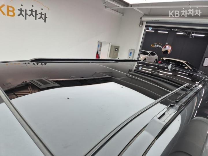 랜드로버 디펜더(L663) 130 P400 X-DYN HSE