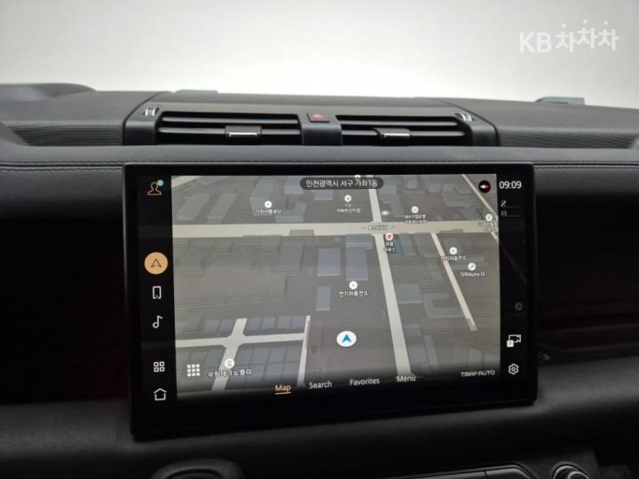 랜드로버 디펜더(L663) 130 P400 X-DYN HSE