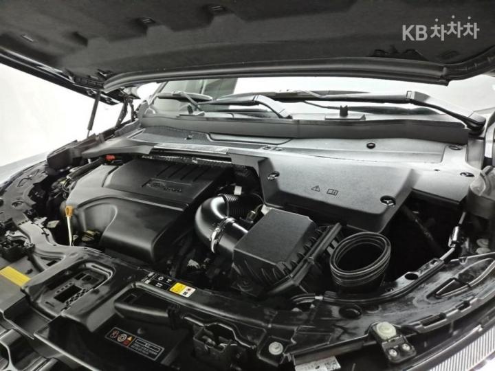 랜드로버 디스커버리 스포츠 2세대 P250 Dynamin SE