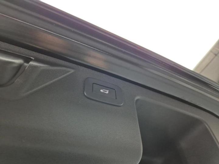 랜드로버 디스커버리 스포츠 2세대 P250 Dynamin SE