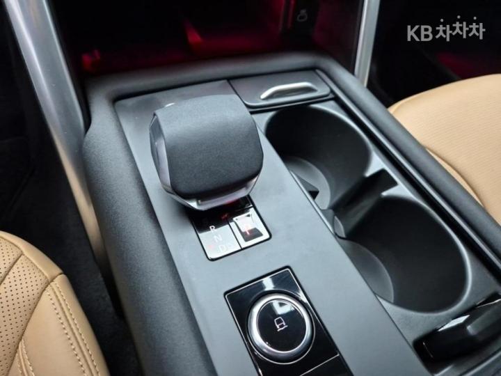 랜드로버 디스커버리5 P360 Dynamic HSE