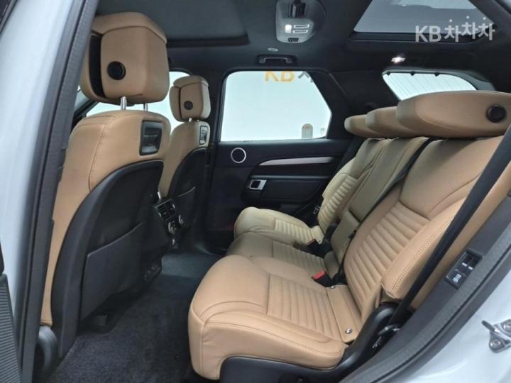 랜드로버 디스커버리5 P360 Dynamic HSE