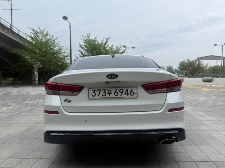 기아 더 뉴 K5 2세대 렌터카 2.0 LPI 럭셔리